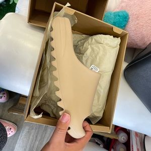 Yeezy Slide Pure size 9